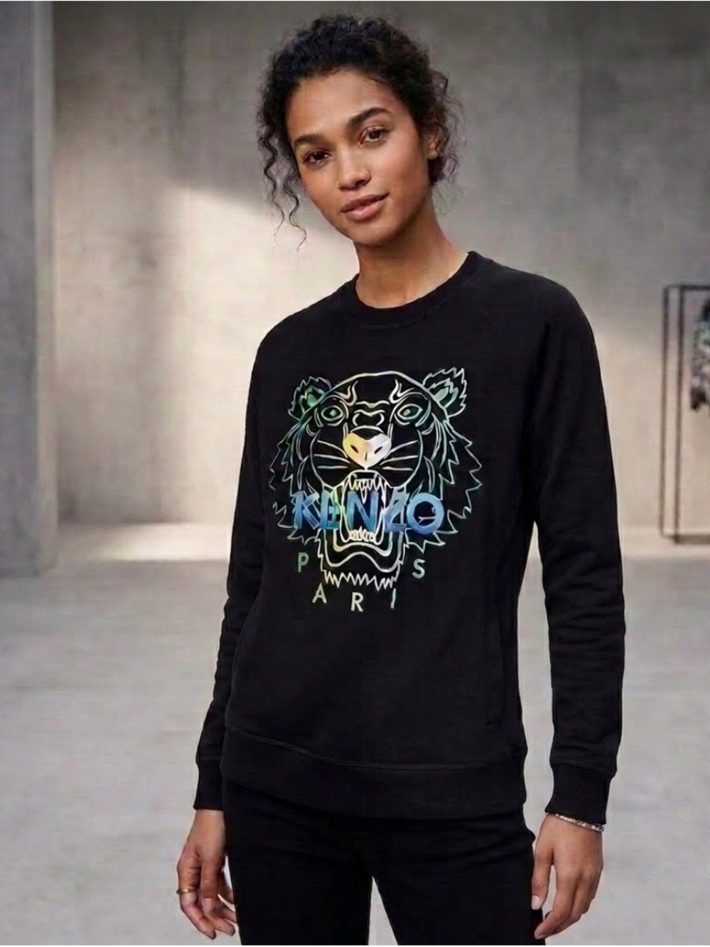 Kenzo Black Sweatshirt with Vibrant Tiger Design